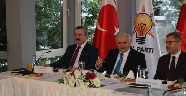 Binali Yıldırım: "31 Mart seçimleriyle beraber yeni bir dönemin..."