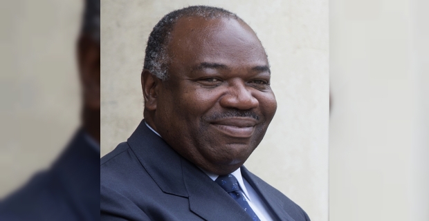 Ali Bongo ülkesine dönüyor