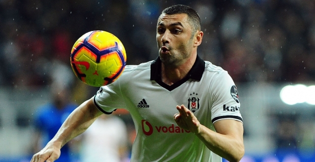 Burak Yılmaz cezalı duruma düştü