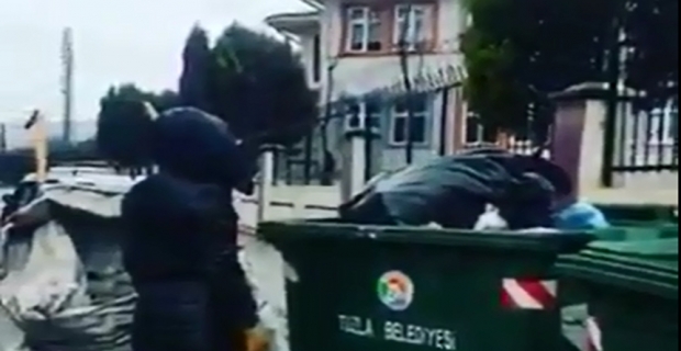 İstiklal Marşı’nı duyunca saygı duruşuna geçti