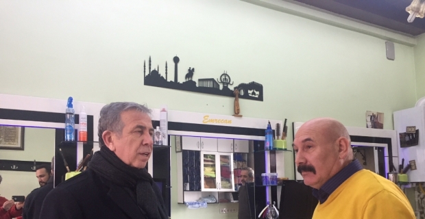 Mansur Yavaş Ankara Kalesi esnafını ziyaret etti