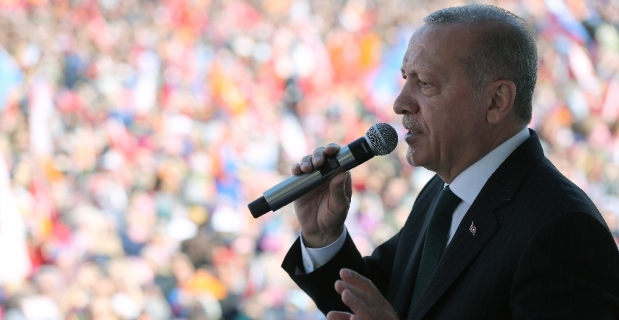 Cumhurbaşkanı Erdoğan: "Satılan birisi varsa sensin"