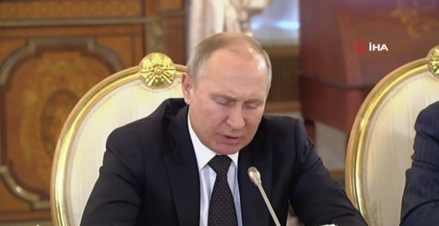 Putin: "Gündemimizde S-400’lerin sevkiyatının tamamlanması var”