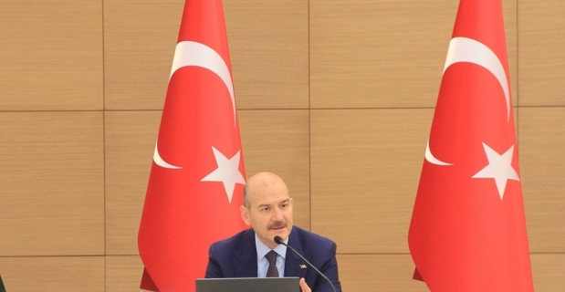 Bakan Soylu: “Ben domuz yiyerek büyümedim”