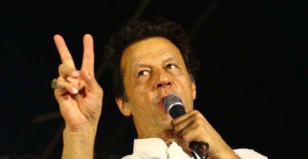 Pakistan Başbakanı Han zeytindalı uzattı
