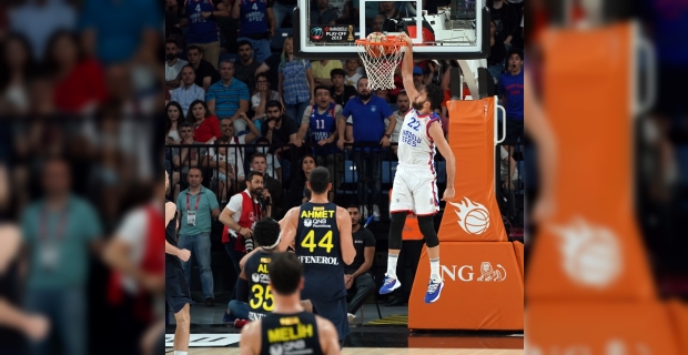 Tahincioğlu Basketbol Süper Ligi: Anadolu Efes: 56 - Fenerbahçe Beko: 73