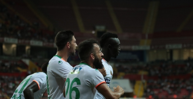 Alanyaspor deplasmanda kazandı