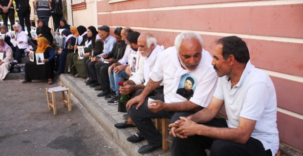 HDP önünde eylem yapan ailelerin sayısı 25’e yükseldi