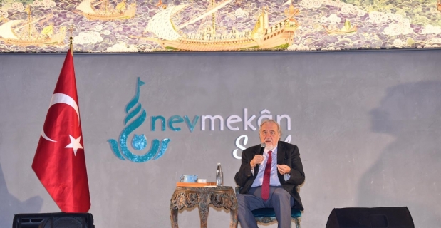İlber Ortaylı’dan izdiham neden olan gençlere fırça