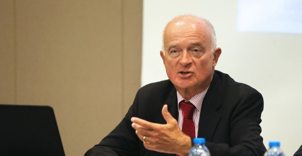 İngiltere Başbakanı Johnson’ın kararına Türk kuzeni Kuneralp de karşı