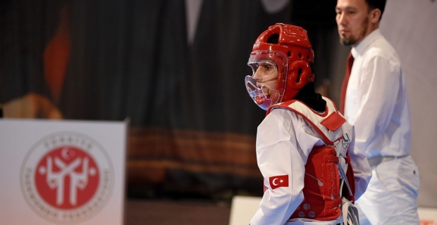 Milli Taekwondo Şampiyonu babasının hayalini gerçekleştirdi
