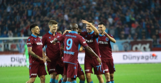 Trabzonspor 284 hafta sonra liderlik koltuğuna oturdu