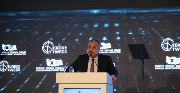 Bakan Dönmez: “Son 17 yılda rüzgarda kurulu gücümüz neredeyse 400 kat arttı”