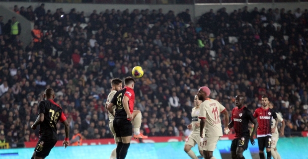 Galatasaray moral buldu