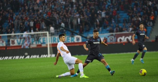 Süper Lig: Trabzonspor: 1 - Alanyaspor: 0 (Maç sonucu)