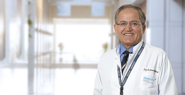 Prof. Dr. Yaşar Kütükçü: "Diyabet ve hipotiroidi yüz felcine neden olabilir"