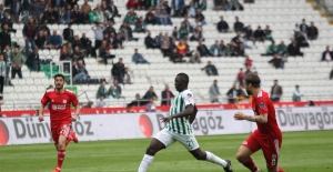 Atiker Konyaspor ile Demir Grup Sivasspor 1-1 berabere kaldı