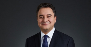 DEVA Partisi Genel Başkanı Ali Babacan sahaya iniyor