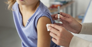 Hangi aşı ne zaman yapılmalı? Çocukluk aşıları ertelemeye gelmez! Hepatit B aşısı karaciğeri koruyor