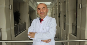 Op. Dr. Yusuf Avni Yılmaz, diyabetin hangi göz hastalıklarına yol açtığını açıkladı