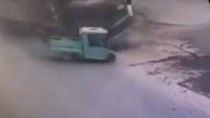 Çin'deki feci kaza kamerada